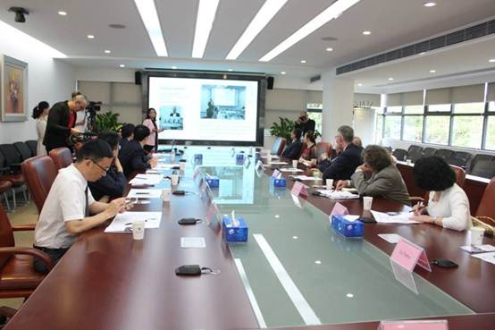 由纽伦堡市市长5月16日下午